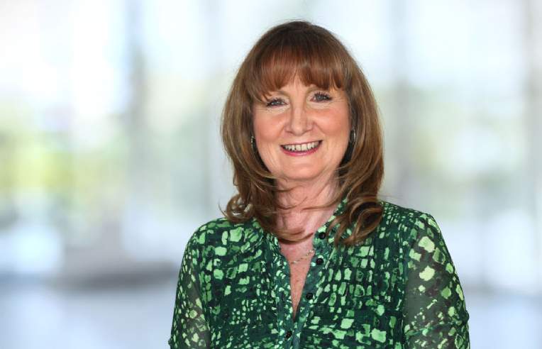 Tracey Dennis